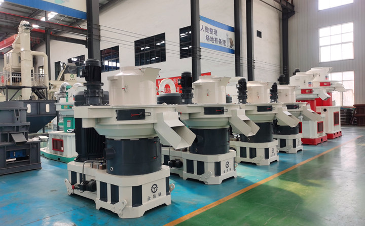 山東金格瑞顆粒機廠家負責免費提供制粒生產(chǎn)線方案,為每一位客戶進行試機;產(chǎn)品使用中,我們給客戶提供“保姆式”服務,定期進行電話回訪,定期進行現(xiàn)場專訪;讓您在產(chǎn)品使用過程中,放心、安心、舒心 山東金格瑞顆粒機廠家負責免費提供制粒生產(chǎn)線方案,為每一位客戶進行試機;產(chǎn)品使用中,我們給客戶提供“保姆式”服務,定期進行電話回訪,定期進行現(xiàn)場專訪;讓您在產(chǎn)品使用過程中,放心、安心、舒心